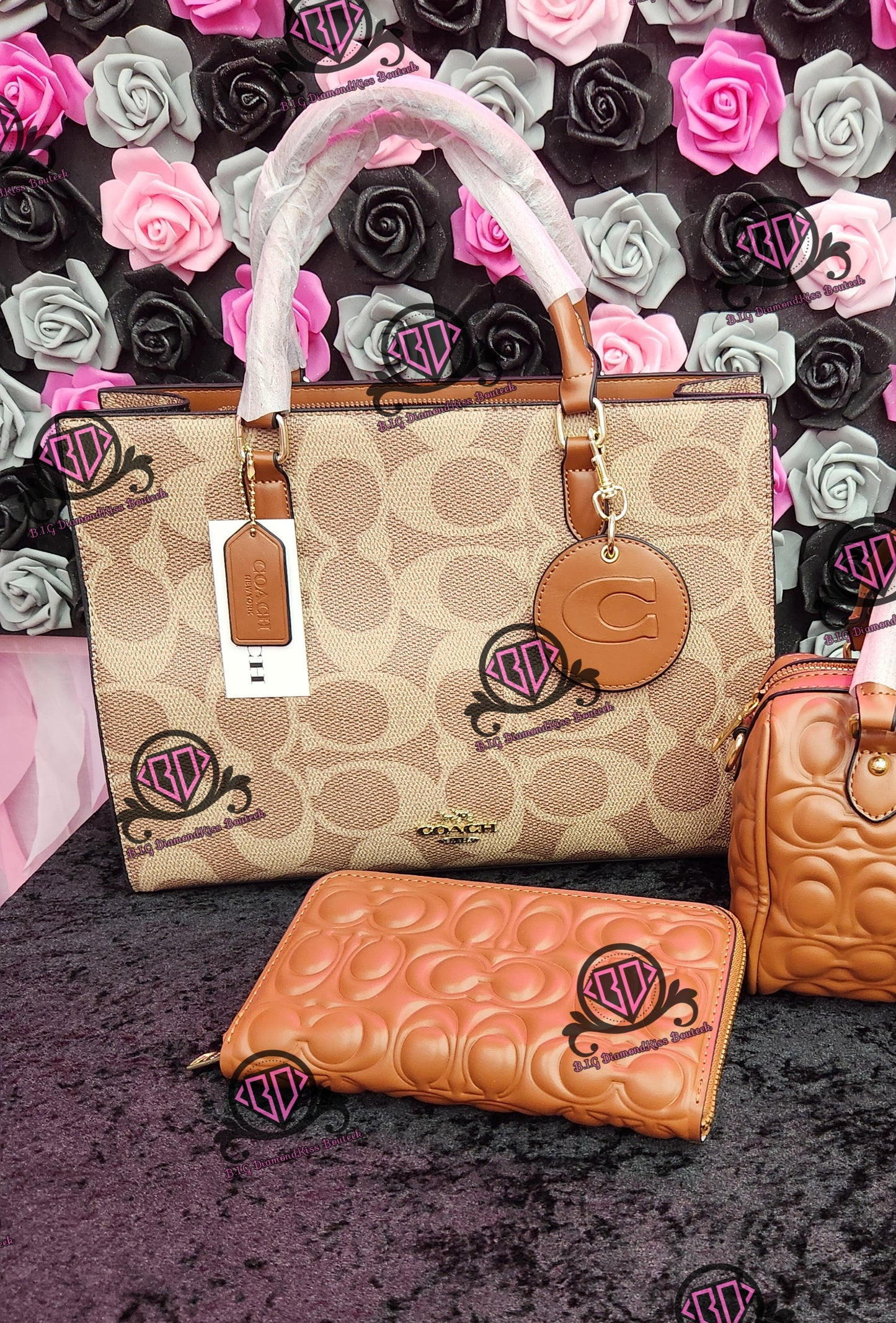 Embossed Large Maggie