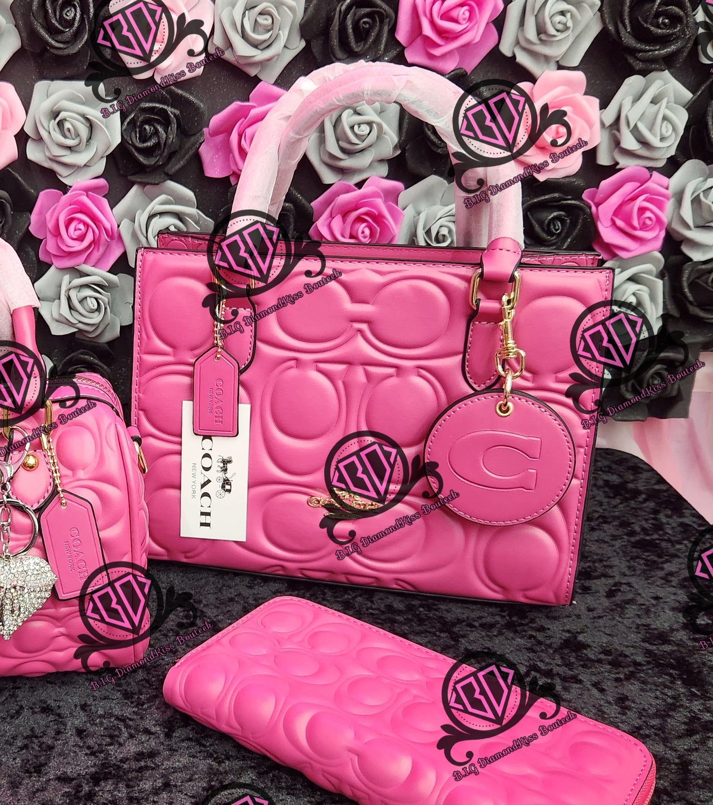 Embossed Maggie Small